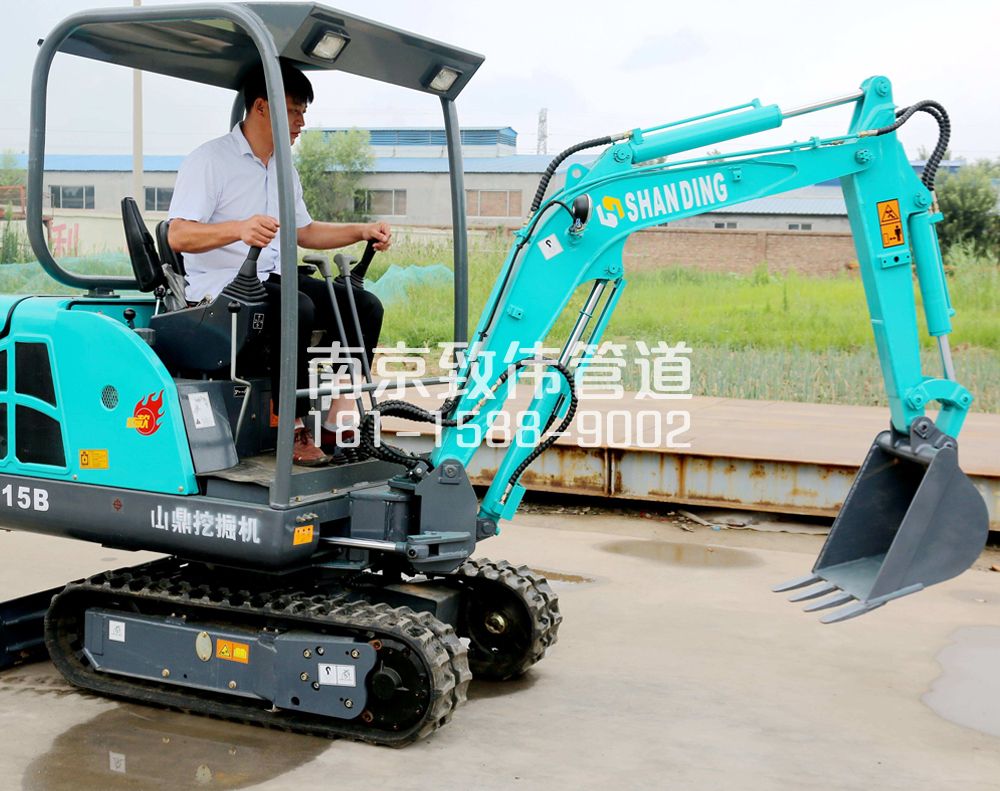 龙潭村小型挖机